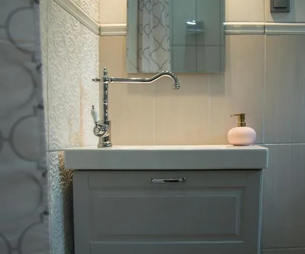 Dorothy 3 Apartment *